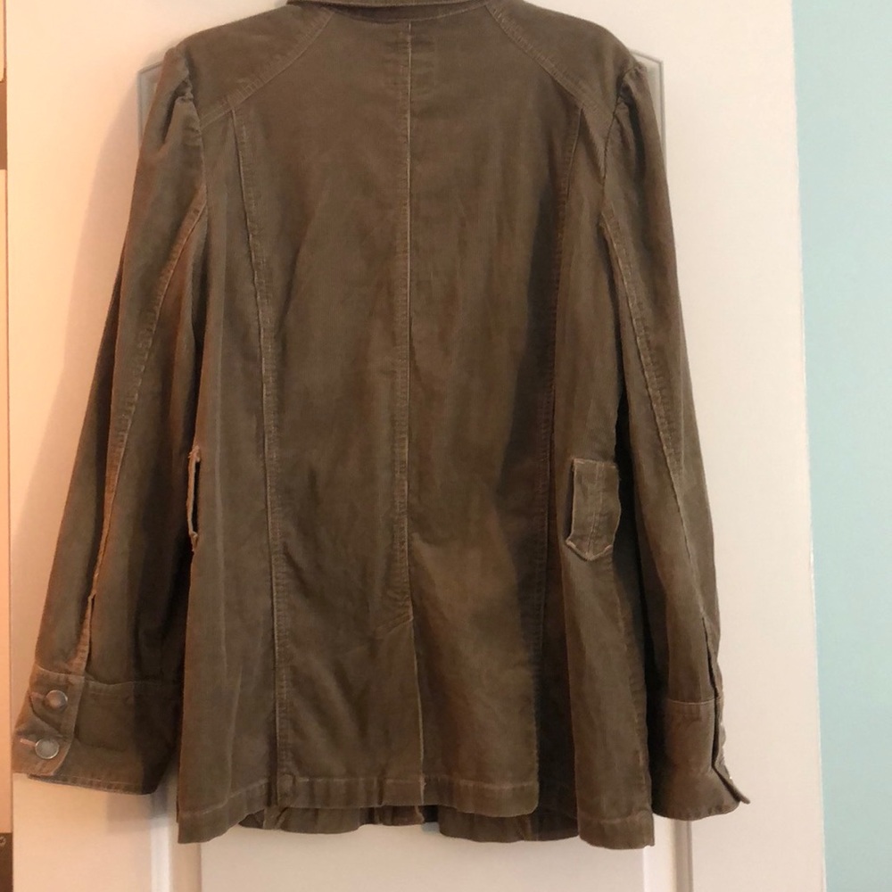 Jacket - Picture 4 of 5